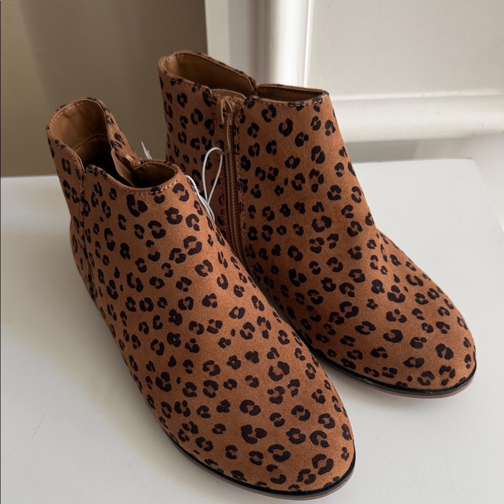 Girls Cat & Jack Leopard Print Ankle Boots